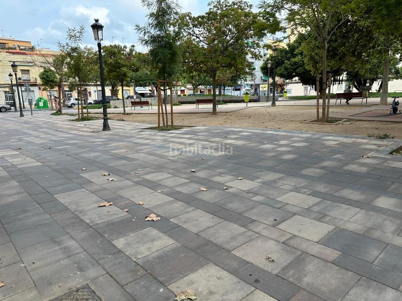 Foto 527f1a92-ea19-40fd-af61-83a968f0b9c7. Alquiler piso tu hogar ideal en malvarrosa 3 hab., parking y vistas al parque en Valencia