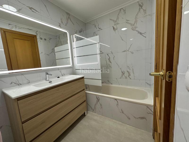 Foto 6371d6fa-4d7c-4a43-8cc1-7fd8f17d623e. Alquiler piso tu hogar ideal en malvarrosa 3 hab., parking y vistas al parque en Valencia