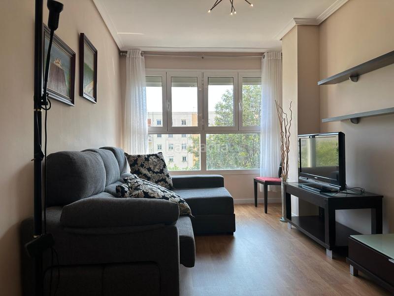 Foto 91d89039-e0b2-4777-81f8-ac4d4b0a7977. Alquiler piso tu hogar ideal en malvarrosa 3 hab., parking y vistas al parque en Valencia