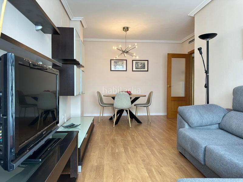 Foto 93ceecff-5da7-408a-888b-365a251a370c. Alquiler piso tu hogar ideal en malvarrosa 3 hab., parking y vistas al parque en Valencia