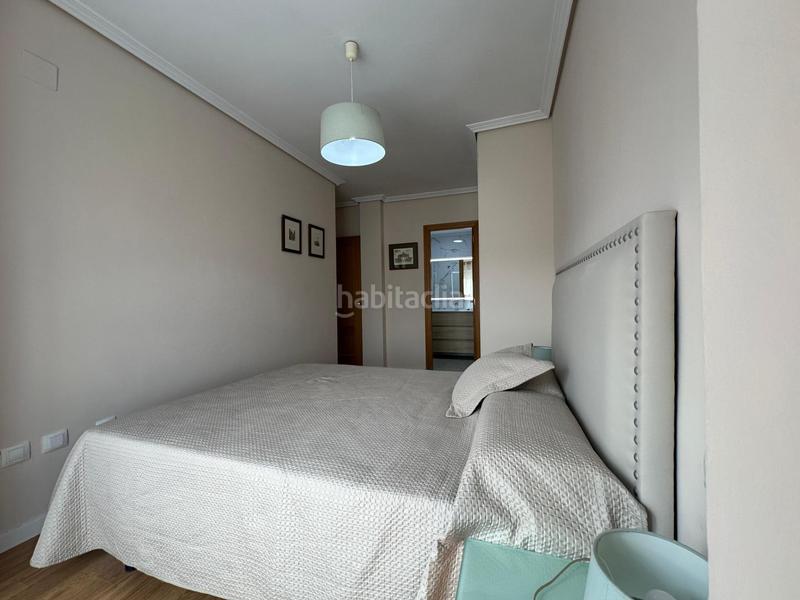 Foto a15ca124-d18f-469e-b4f0-ad0c441de0d1. Alquiler piso tu hogar ideal en malvarrosa 3 hab., parking y vistas al parque en Valencia