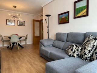 Location Appartement  Calle rio jiloca. Tu hogar ideal en malvarrosa 3 hab., parking y vistas al parque