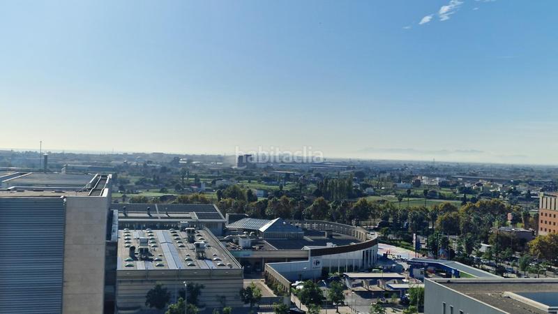 Foto 232cd4c2-8b65-49b9-8300-4e581351dae7. Rent penthouse with parking pool in Ciutat de les Ciències i de les Arts - Justicia Valencia