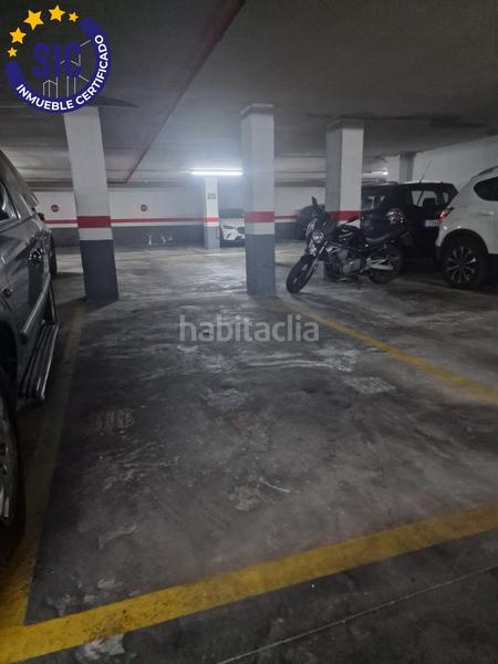 Foto e472dddb-2284-4e80-843a-b26d43375d2f. Aparcament cotxe a Penya-Roja - Avda. Francia Valencia