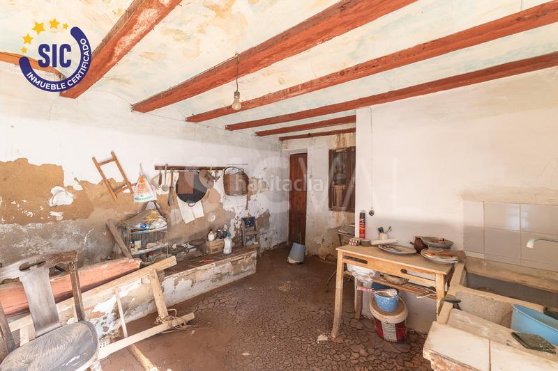 Foto a1c371c8-23e1-479e-8d8c-ba513e05c9b9. Casa in Aldaia