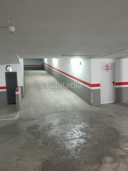 Foto 6dec880f-3069-4fbb-b770-f51131888fa2. Parking voiture dans Aldaia