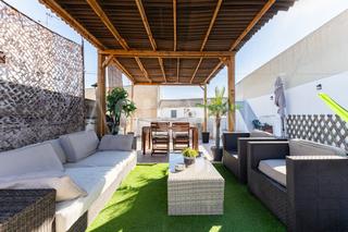 Appartement à Aldaia. Preciosa vivienda con espectacular terraza. centro de aldaia. 1e