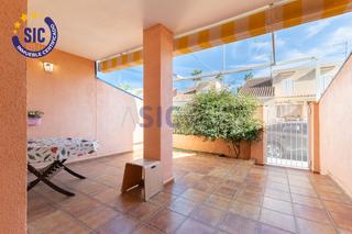 House in Corinto-Almardà. Vivir a un paso de la playa de almardà. 5 minutos a pie. en la t