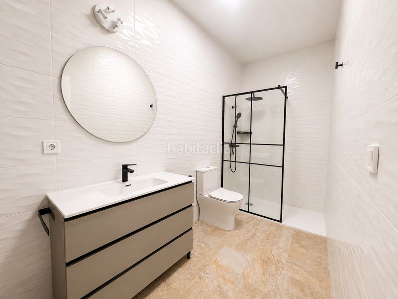 Foto 4f1a8911-dd64-43d9-a0c4-b35742eacdf2. Local comercial a Aldaia