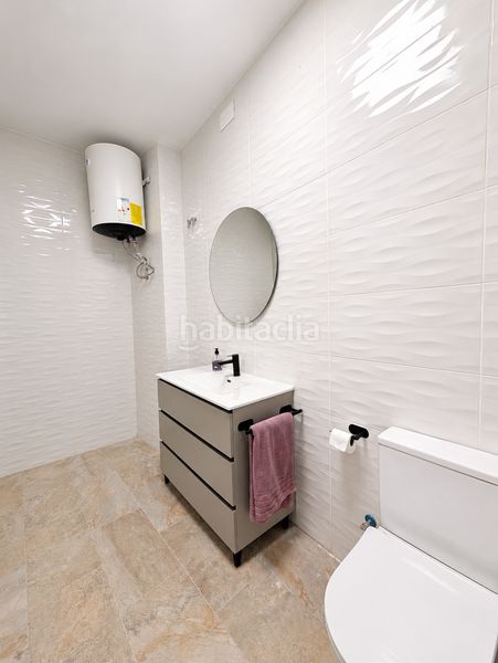 Foto aa5ae748-464a-4c3e-9a97-f4ccd7534e1f. Local comercial a Aldaia