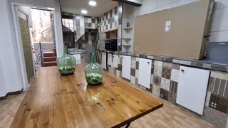 Pis a Alaquàs. Planta baja con terraza y posibilidad de 3 habitaciones actualme