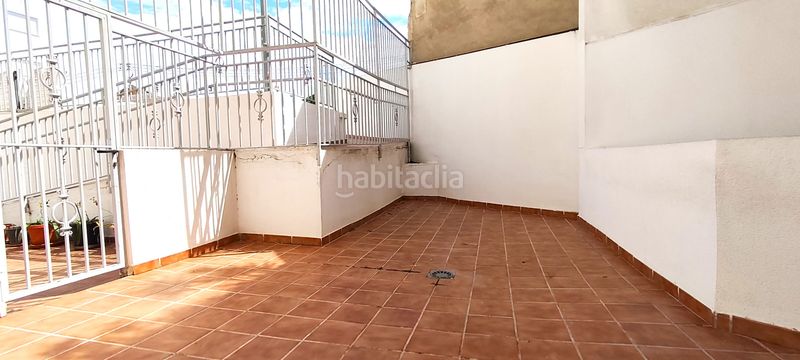 Foto 3f89ef5b-4dd8-4b2c-a20d-d0340fb0882d. Planta baixa amb piscina a Villafranqueza Alicante