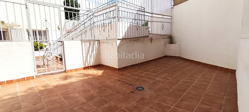 Foto f6fc9012-d6e0-4c72-89a2-261a30fd5852. Planta baixa amb piscina a Villafranqueza Alicante