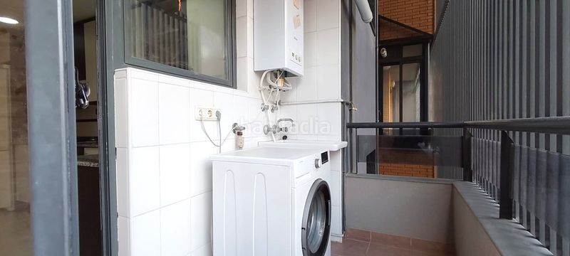 Foto ac63a1fd-1065-481e-963c-039b818e8205. Pis amb calefacció aparcament piscina a Paus - Polígono San Blas Alicante