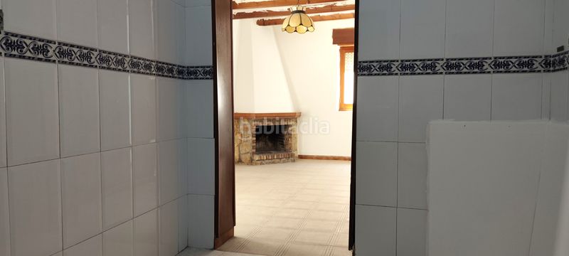 Foto 0740ede5-64d2-4504-aae1-8dbe0a88ba71. Casa amb xemeneia aparcament a Pueblo Calp