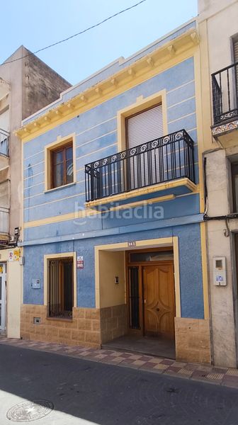 Foto c18c30a6-eb5a-411b-85f6-30ba11154e80. Casa amb xemeneia aparcament a Pueblo Calp