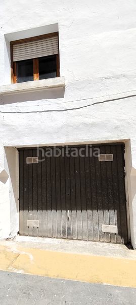 Foto c1912cf4-2a82-48df-963f-3d122978fd72. Casa amb xemeneia aparcament a Pueblo Calp