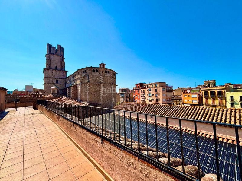 Foto c28c0328-b5a4-4bc1-87dd-3128c6568cf8. Edifici a carrer allada 3 a Centre Palafrugell