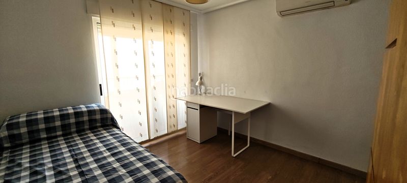 Foto f68bb626-5be0-4caf-a475-101d0c62be76. Pis amb aparcament a Norte Sant Vicent del Raspeig