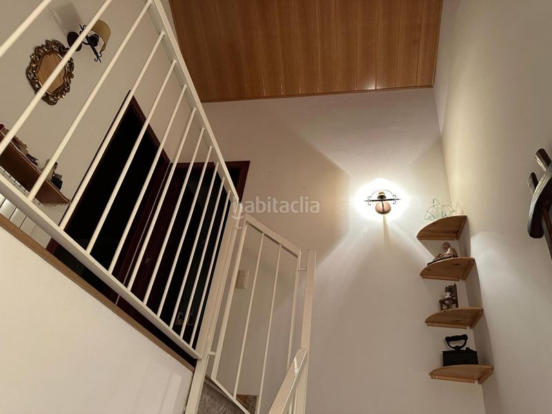 Foto 4e5b30d4-20d9-4fb8-b18f-9e9f762d861b. Casa adossada amb calefacció aparcament a Alpens