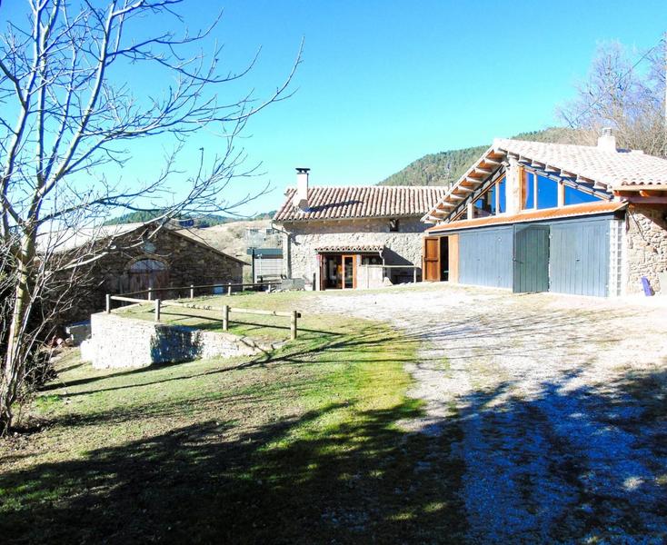 Foto fe19a921-09b3-4119-a7b8-a01c3c4a370f. Masía finca rústica en venta en las llosses en Llosses (Les)