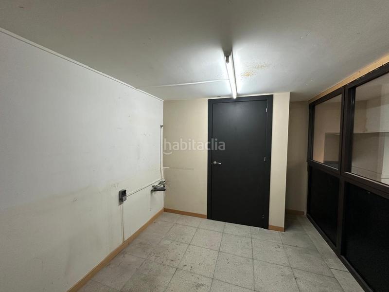 Foto 95a79815-2ff3-4cd2-9ab6-0c1253ff2654. Local commercial dans d'enric delaris 12 dans Manlleu