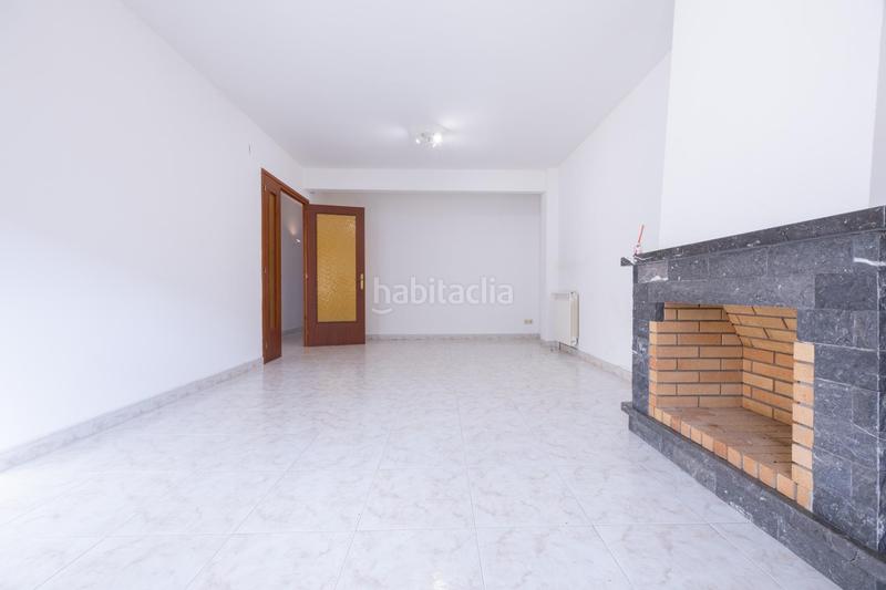 Foto 5407285e-5777-484f-94fa-5533fb0a71b8. Casa adossada amb calefacció aparcament a Sant Quirze de Besora