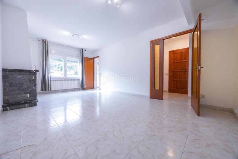 Foto d943c781-6439-482d-9311-4cafba0f9d6f. Casa adossada amb calefacció aparcament a Sant Quirze de Besora