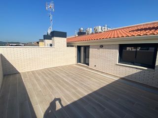 Dúplex a Avinguda riera de sant cugat 24. Duplex en venta