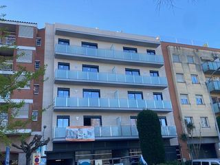 Ground floor in Avinguda riera de sant cugat 24