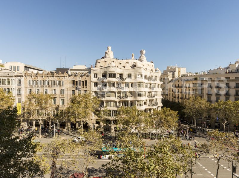 Foto 115cc091-56e5-46cf-9175-2d9480ad41f2. Pis amb calefacció a Dreta de l´Eixample Barcelona