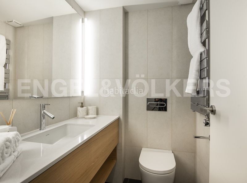 Foto eab114f9-6f9f-429d-bf65-a3aec87ea21b. Pis amb calefacció a Dreta de l´Eixample Barcelona