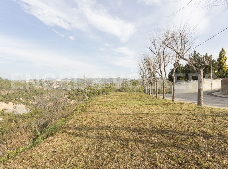 Foto 9c03066e-5b1d-4d77-b69c-c8969aaf1961. Terreno residencial fantástica parcela en urbanización premium en Castellbisbal