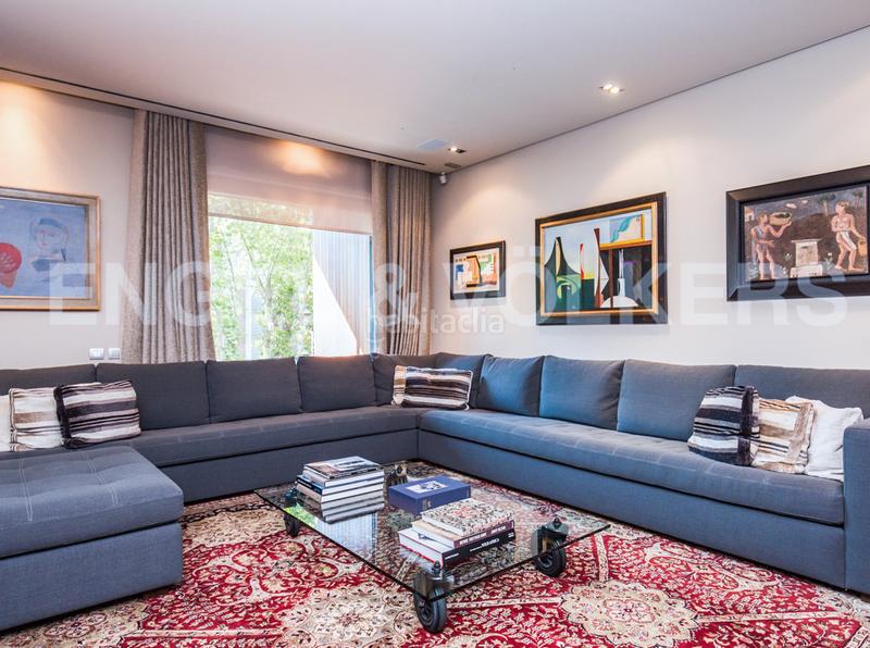 Foto f605fb9f-3236-4d8d-829c-d1a76b781b05. Apartamento exclusiva propiedad en la bonanova en Barcelona