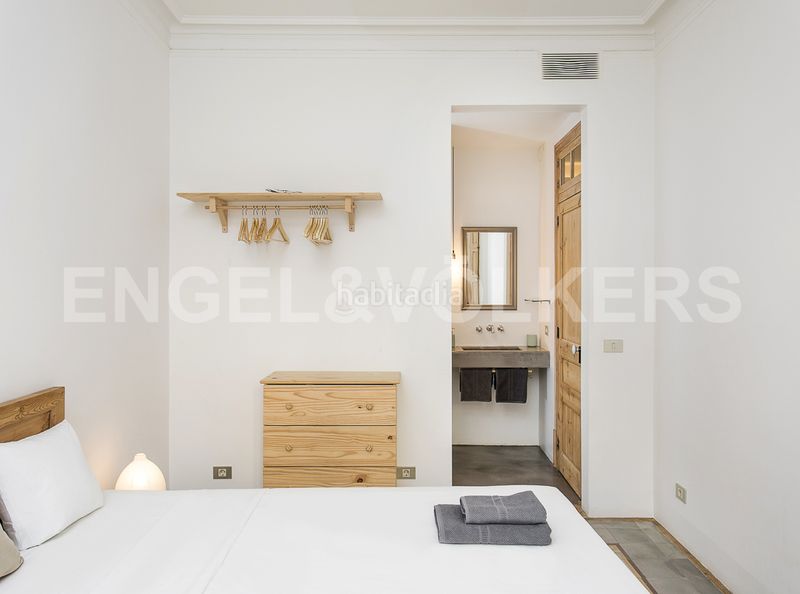 Foto bd8bd2d9-7625-48b0-95a8-89a662c758c8. Pis amb calefacció a Dreta de l´Eixample Barcelona