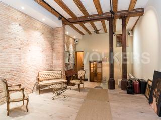 Appartement à Gòtic. Loft con patio en el gótico