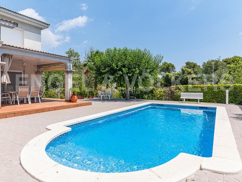 Foto 63109ea2-0cf7-49d0-a7dd-2691789ad371. Casa amb calefacció aparcament piscina a Castellarnau Sabadell