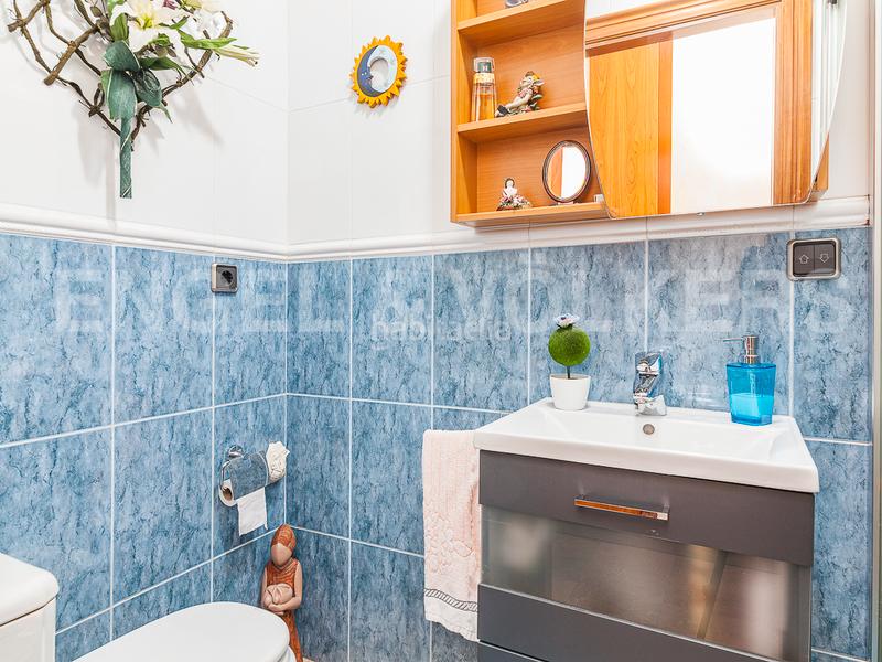 Foto ea361bd5-49f6-43b6-be1e-77d9e84b467c. Casa amb calefacció aparcament piscina a Castellarnau Sabadell
