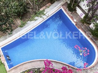 Casa  Av. coll del portell. Exclusiva casa en la salut, gràcia