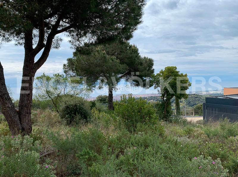 Foto 6f9bcdae-af0a-4443-9d77-c3cdd40913ee. Terreno residencial fantástico terreno con vistas mar en Mataró
