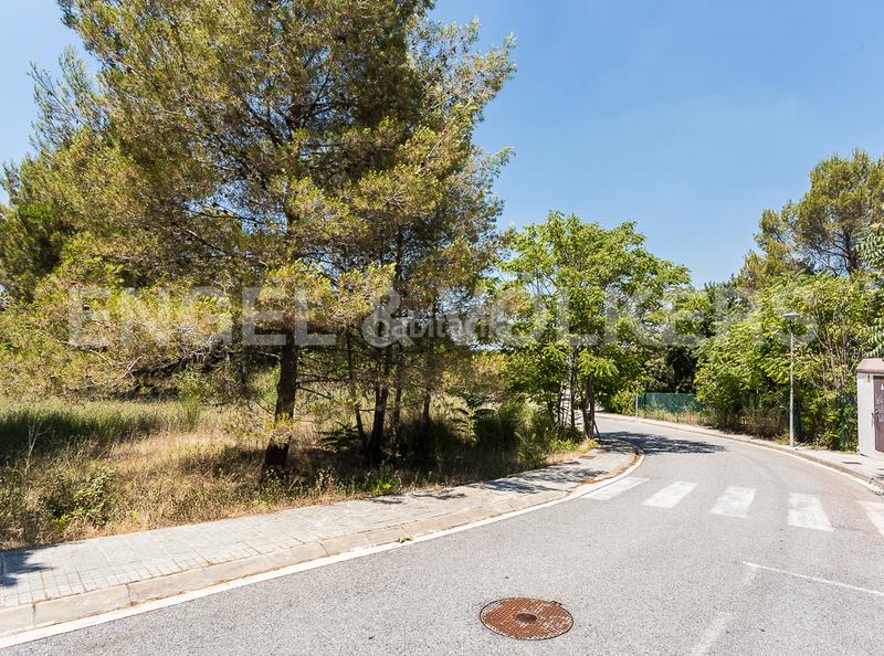 Foto d32be788-7243-4d85-845e-33c30c889fc2. Residential plot in Castellví de Rosanes