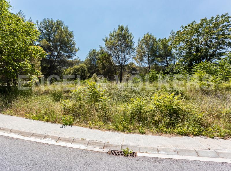 Foto e9f0307f-d48b-4805-bdfb-e4d8d275dd29. Residential plot in Castellví de Rosanes
