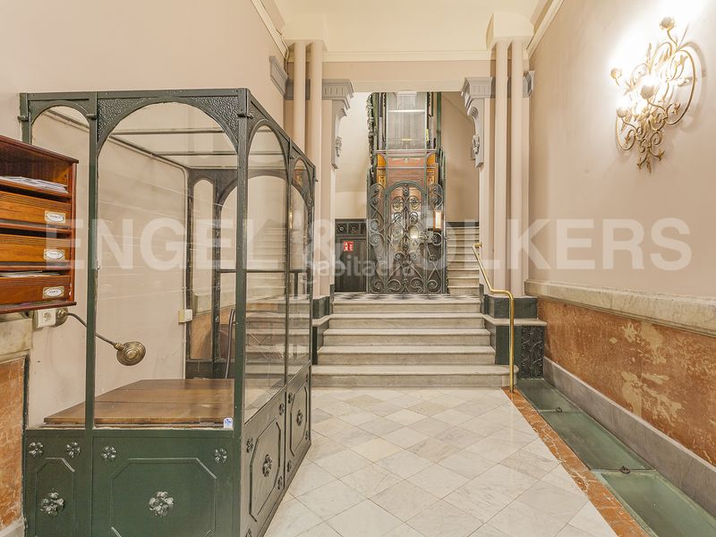 Foto f1f56e3d-e8d8-4242-9ecc-a9d38f256e27. Pis amb calefacció a Dreta de l´Eixample Barcelona
