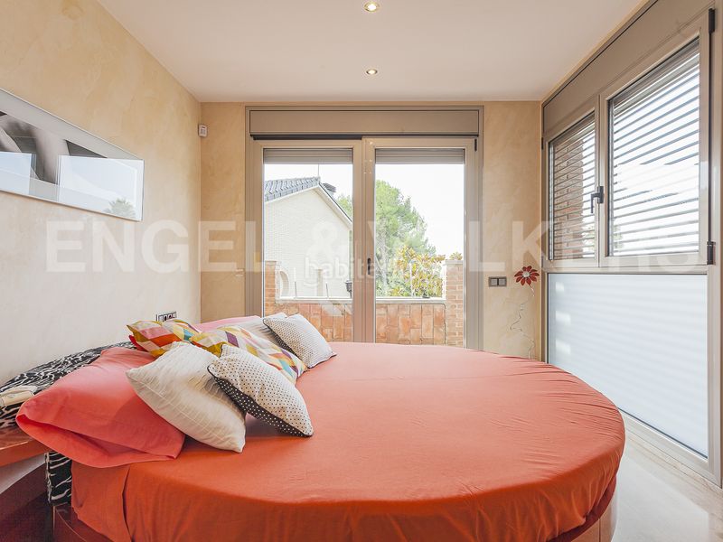 Foto 1a70a17d-7e74-4a47-914e-e50aea1526a4. Casa amb calefacció aparcament piscina a Viladecavalls