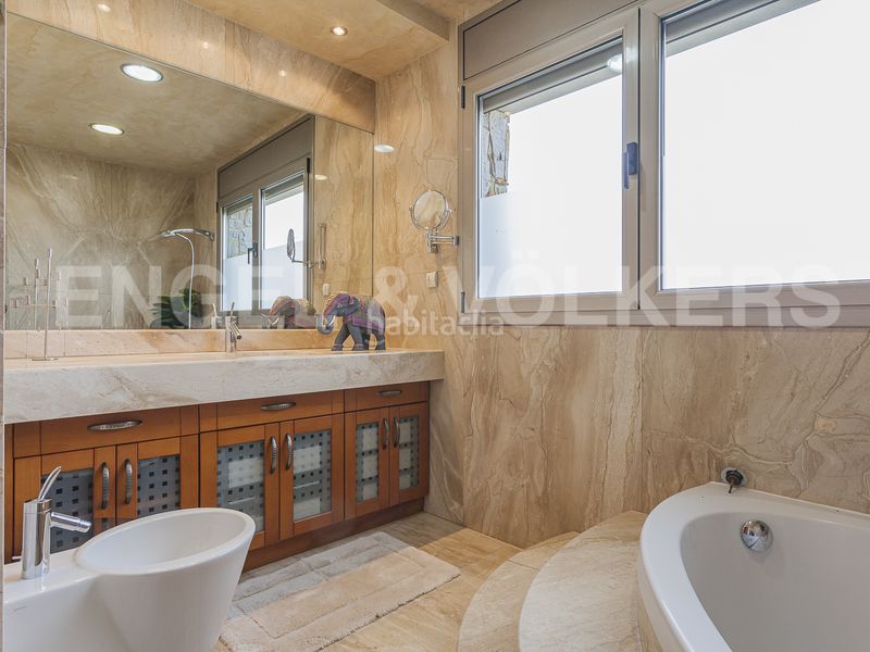 Foto a117ad87-6a9c-4df4-8149-3939d5f9c461. Casa amb calefacció aparcament piscina a Viladecavalls