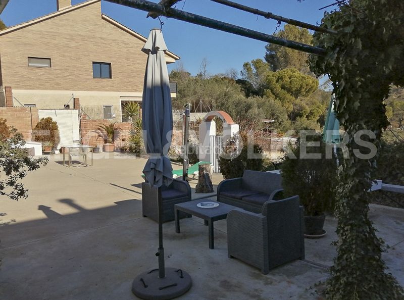 Foto f5e97aac-8c99-4b73-9dbb-3c5bc9646a0f. Terreno residencial magnifico terreno soleado en Castellbisbal