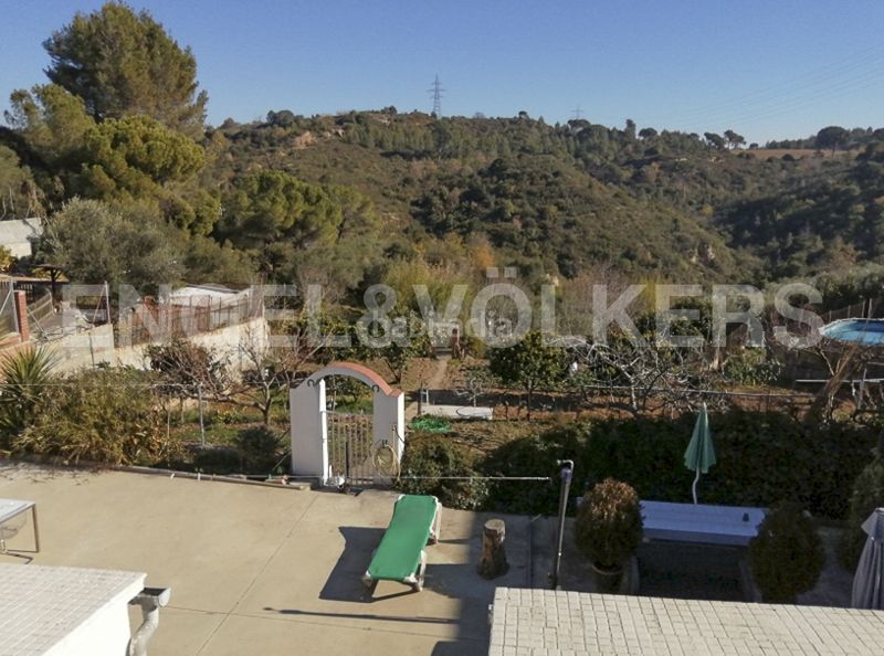 Foto f8a006c1-09b8-4a7e-947e-477ff43c107e. Terreno residencial magnifico terreno soleado en Castellbisbal