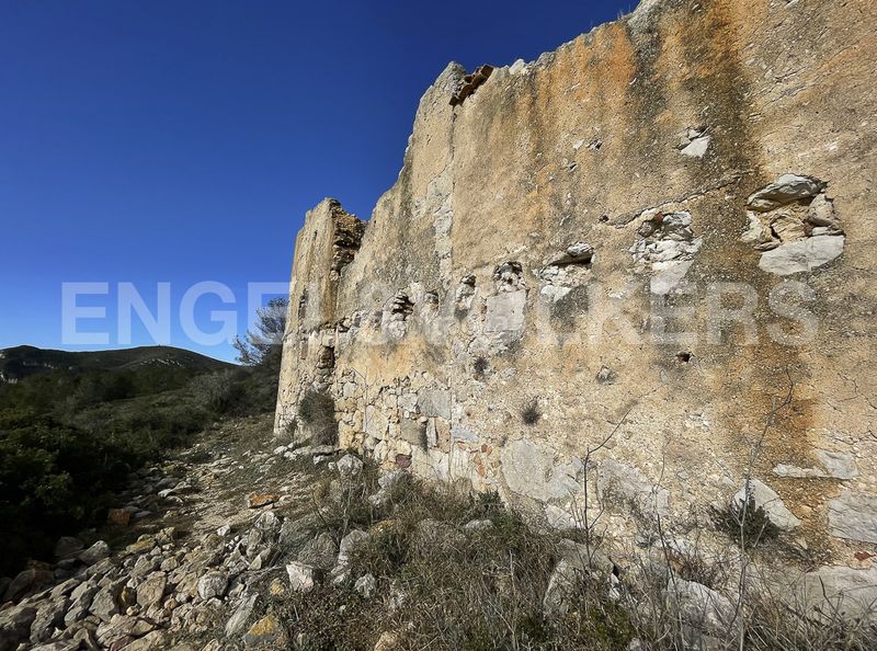 Foto b0c93590-99a6-4f23-a095-2c9137c839ac. Masia a Montmell (El)