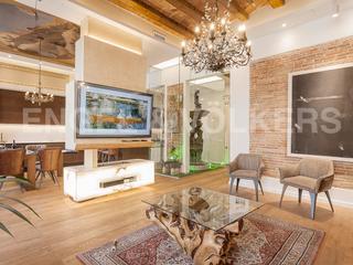 Appartement  Ronda universitat. Espectacular piso reformado cerca de rambla catalunya
