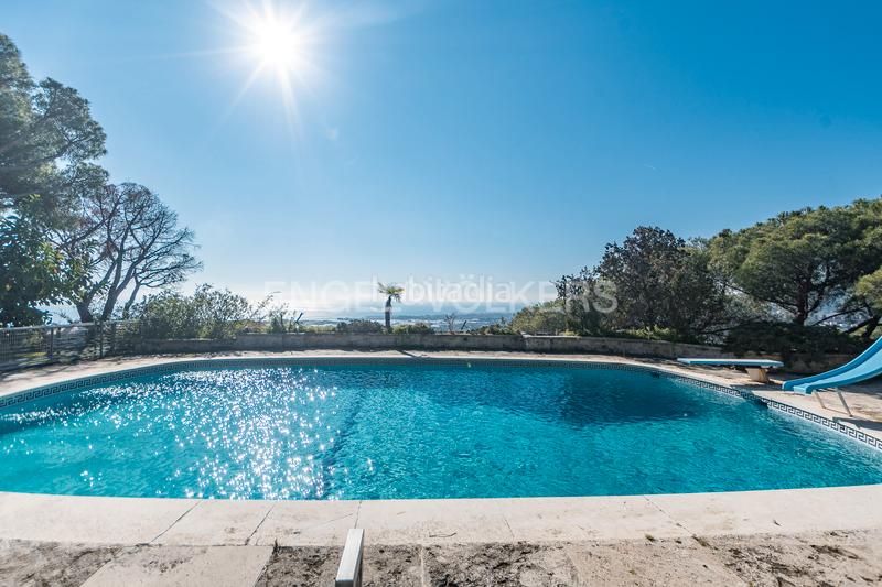 Foto 04d78dd5-bdec-4947-b08b-6bbfd1ae4ea2. Casa propiedad singular en Cabrils